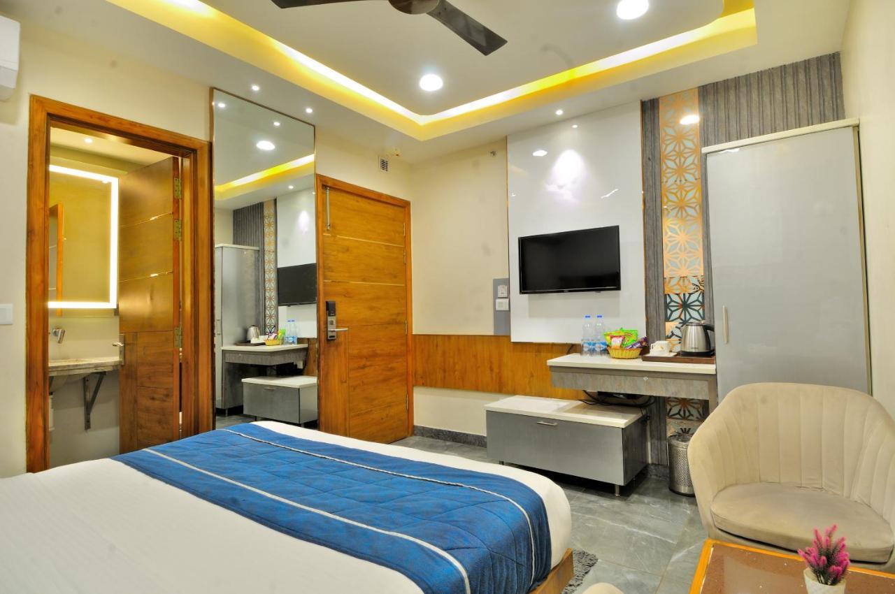 Hotel Imperial View New Delhi Exterior photo